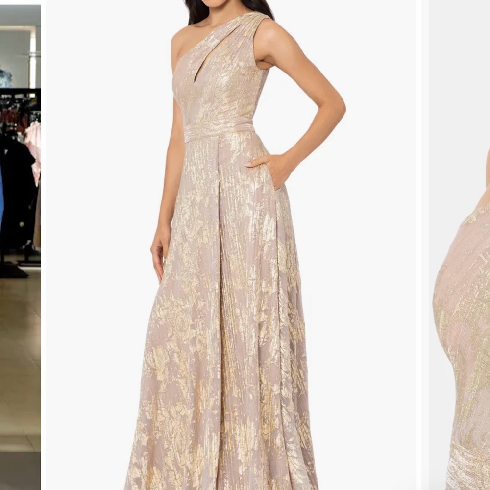 Betsy & Adam Elegant Floral Maxi Dress
